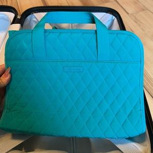 Hanging cosmetic bag